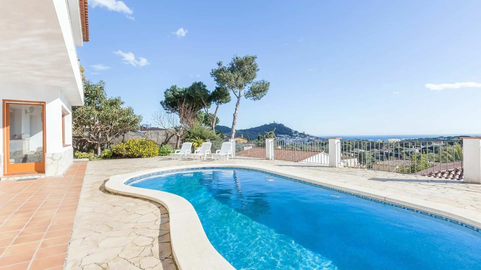 Villa Crespo Blanes Spain